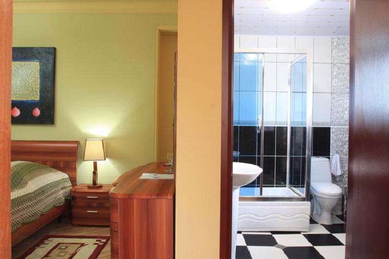 Penthouse Hotel Тбилиси Екстериор снимка