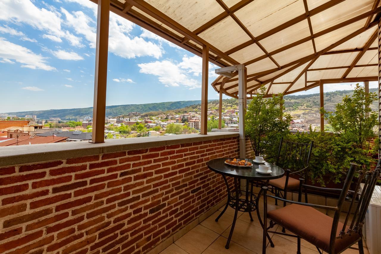 Penthouse Hotel Тбилиси Екстериор снимка